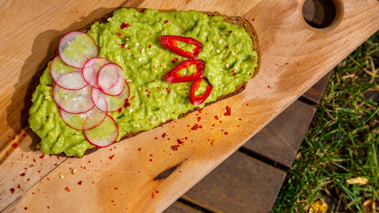 smashed peas on toast 