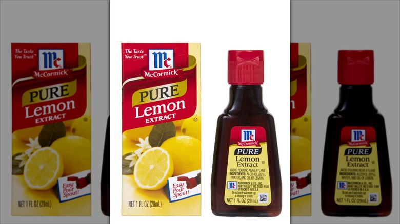 Package of lemon extract