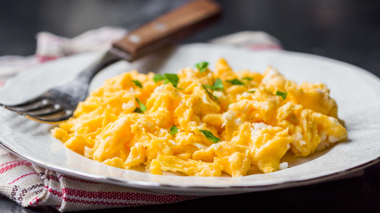 plate of scrambled eggs 