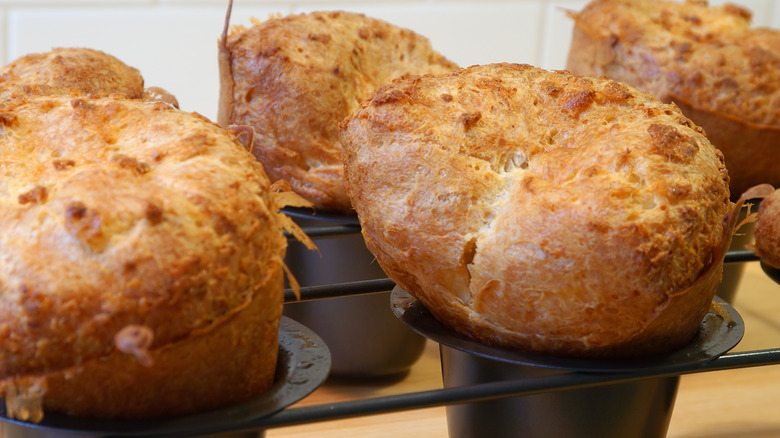 Popovers in pan