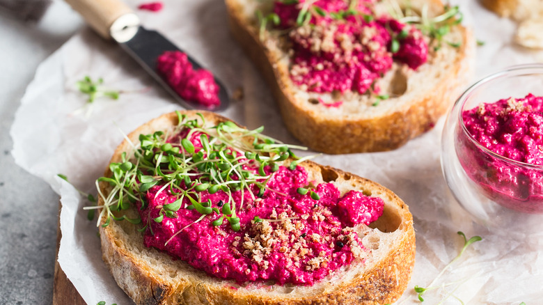 Beetroot hummus on bread