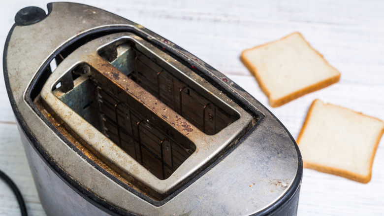 dirty toaster bread