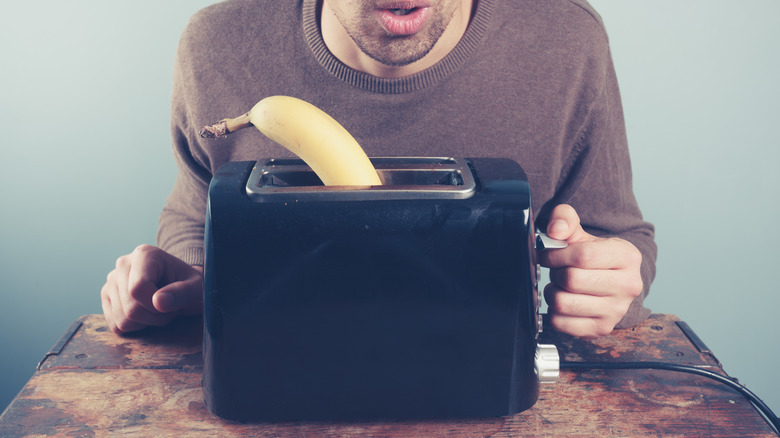 banana in toaster