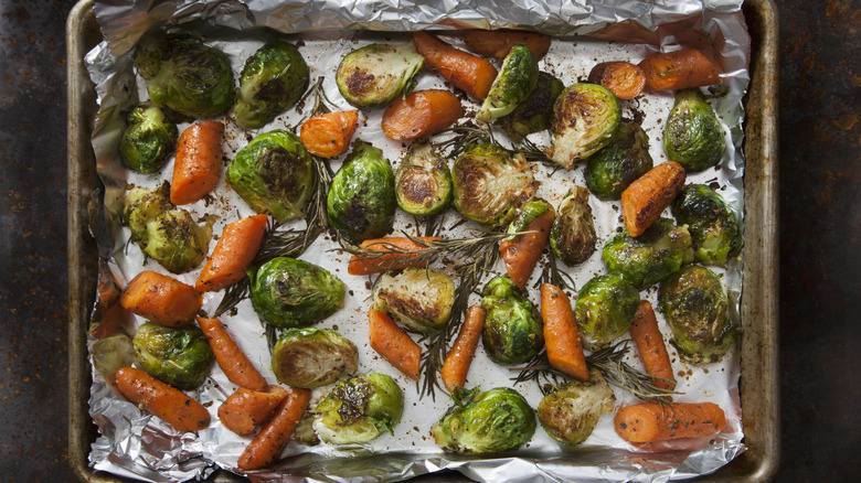 tray of roasted vegetables