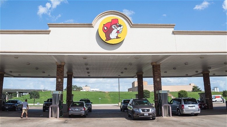 Buc-ee's gas station prices