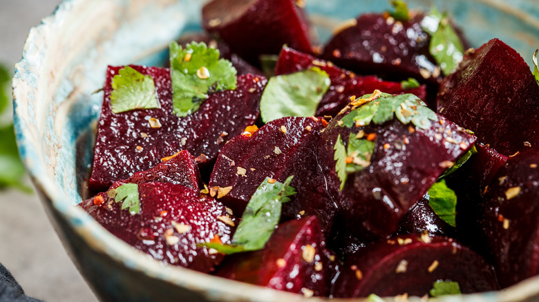 beets with herbs and spices