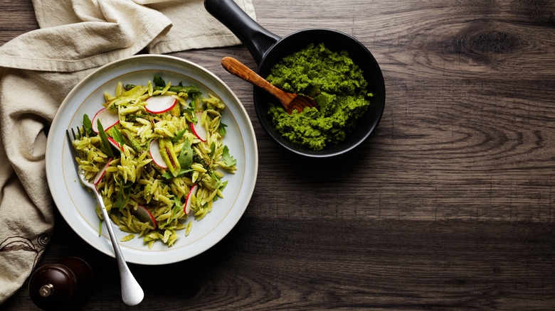 pesto pasta salad