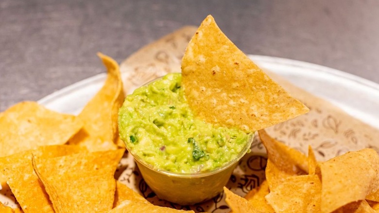 Chipotle guacamole with chips