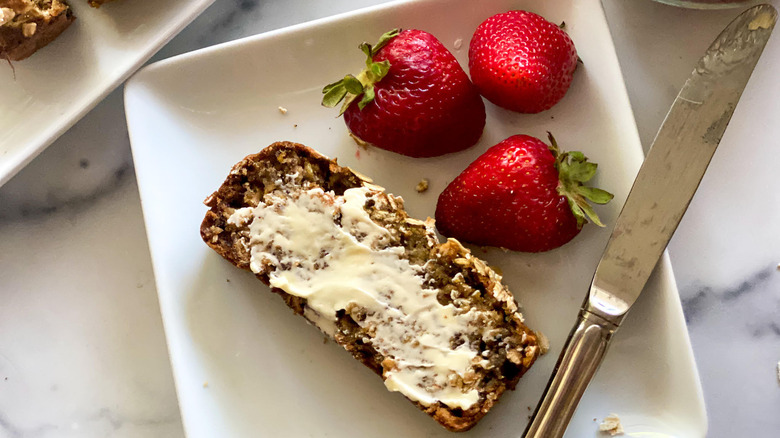 banana bread with strawberries