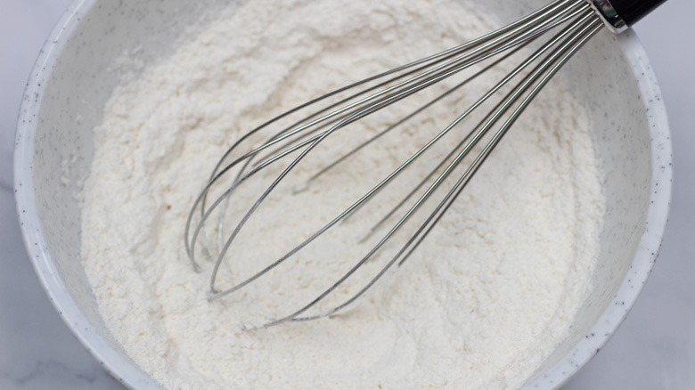 dry ingredients with whisk / creamed butter