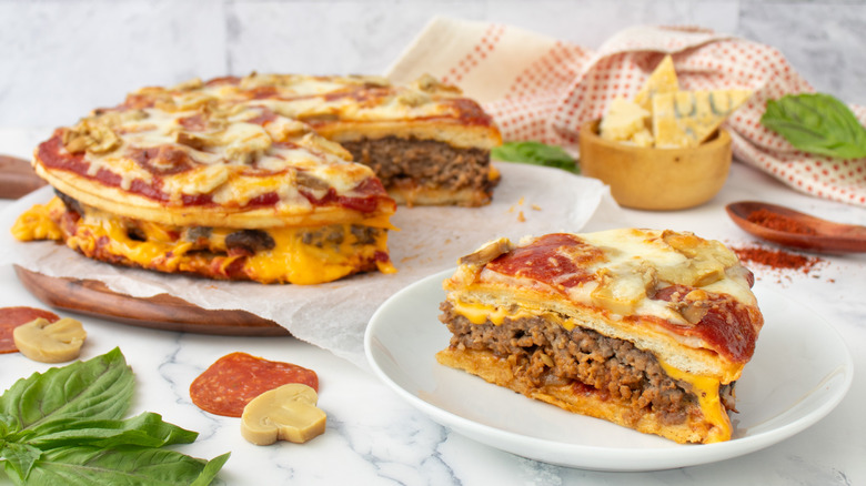 mushroom pepperoni pizza burger slice