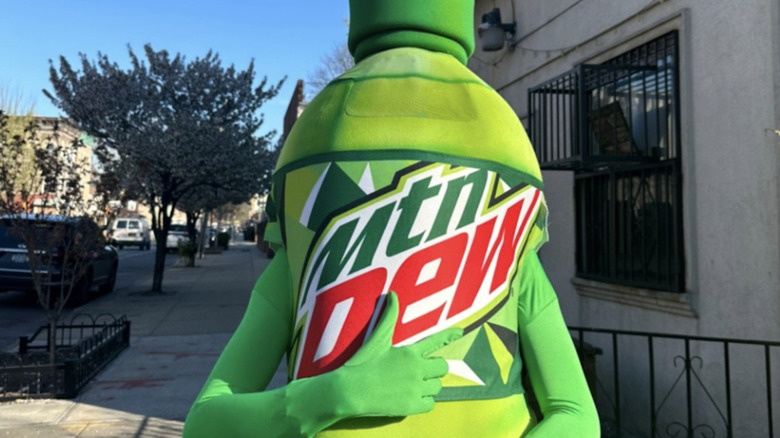 Mountain Dew mascot