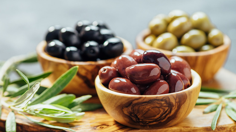 olives in bowls