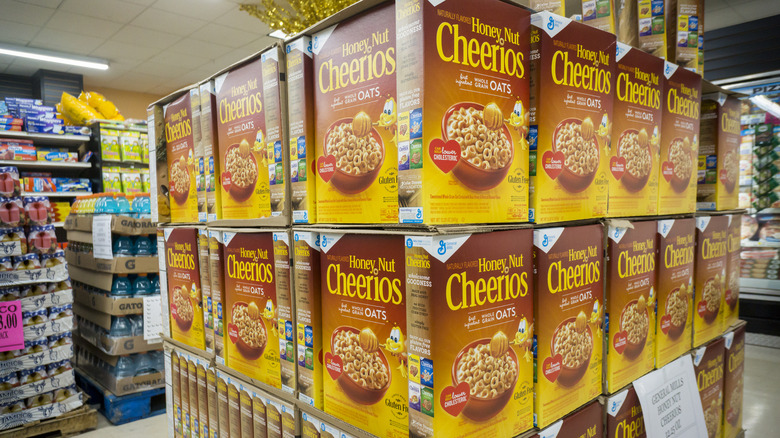 display of Honey Nut Cheerios