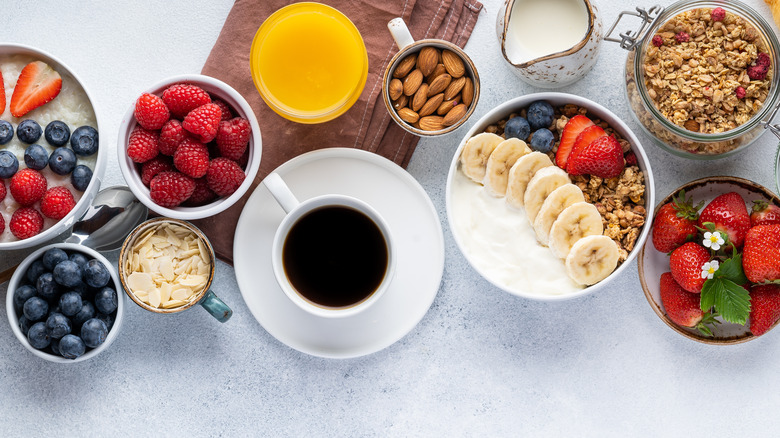 coffee and healthy breakfast items