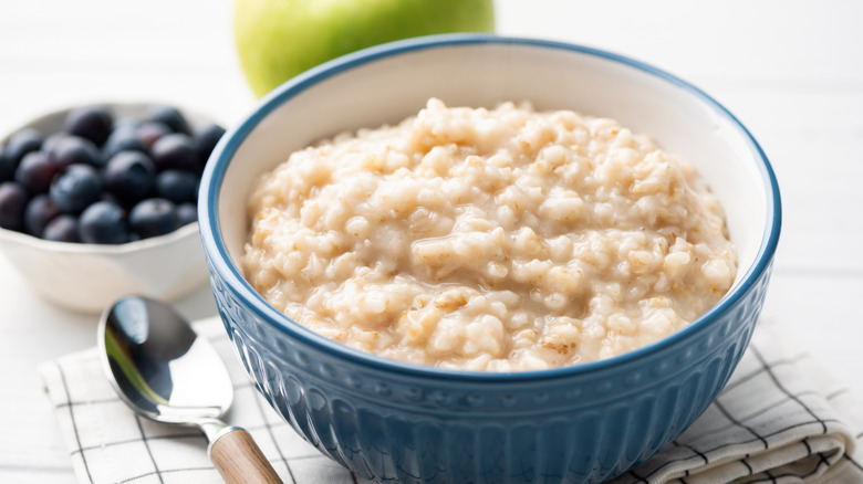 Bowl of oatmeal