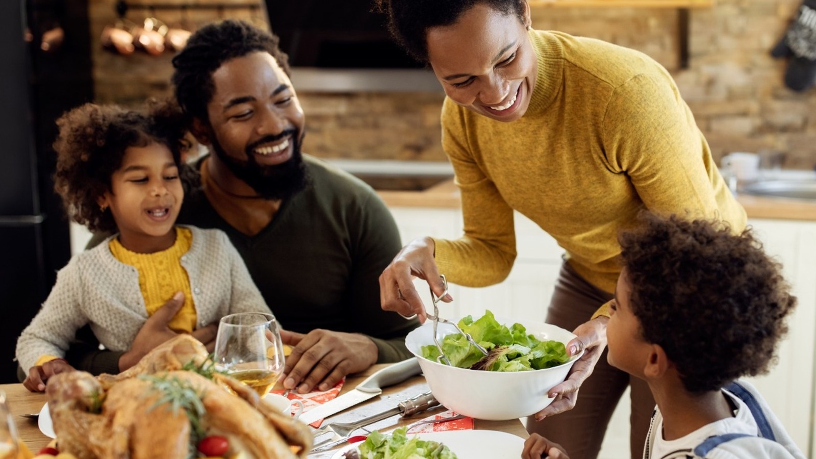 New Survey Reveals Why Americans Are Returning To The Dinner Table