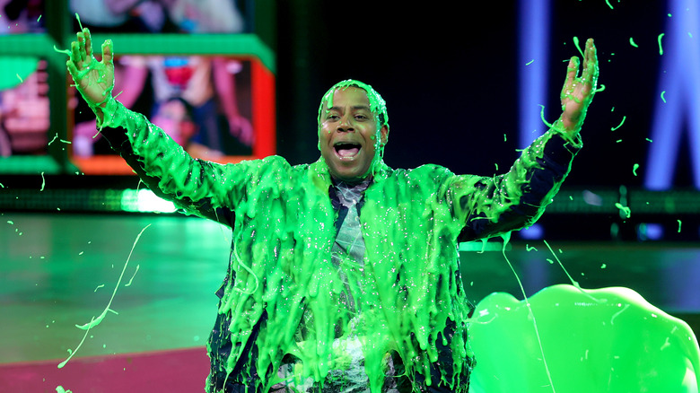 Kenan Thompson covered in slime at Kid's Choice Awards