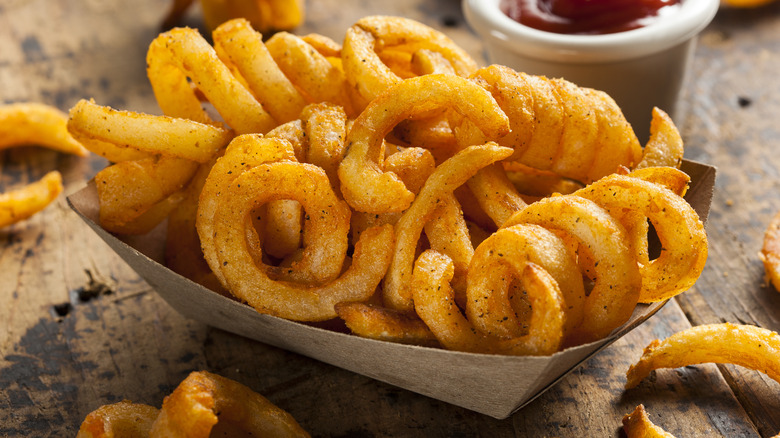 Seasoned curly fries at a restaurant 