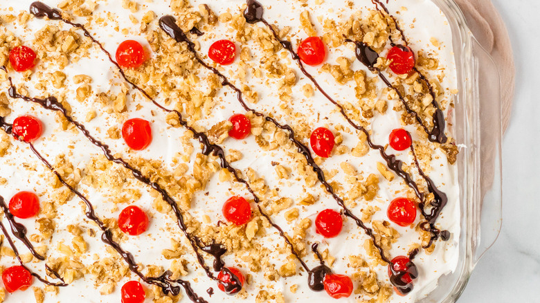 no bake banana split cake