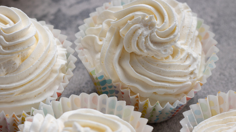 no-bake cheese cheesecake cupcakes