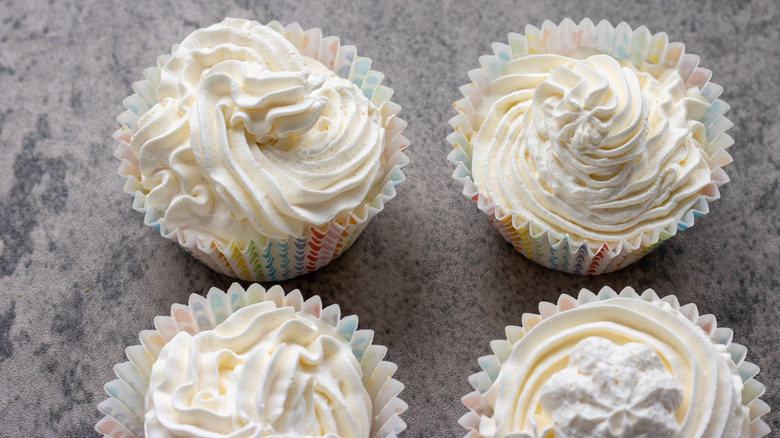 no-bake cheese cheesecake cupcakes