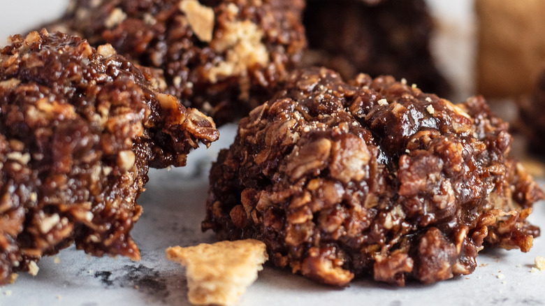 finished no bake graham cracker cookies