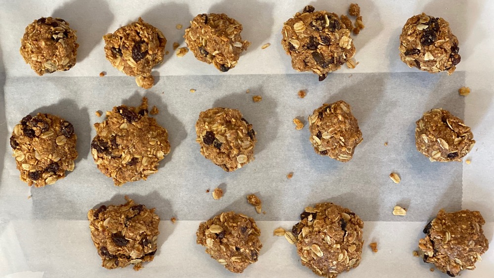 Balls of no-bake oatmeal cookie batter