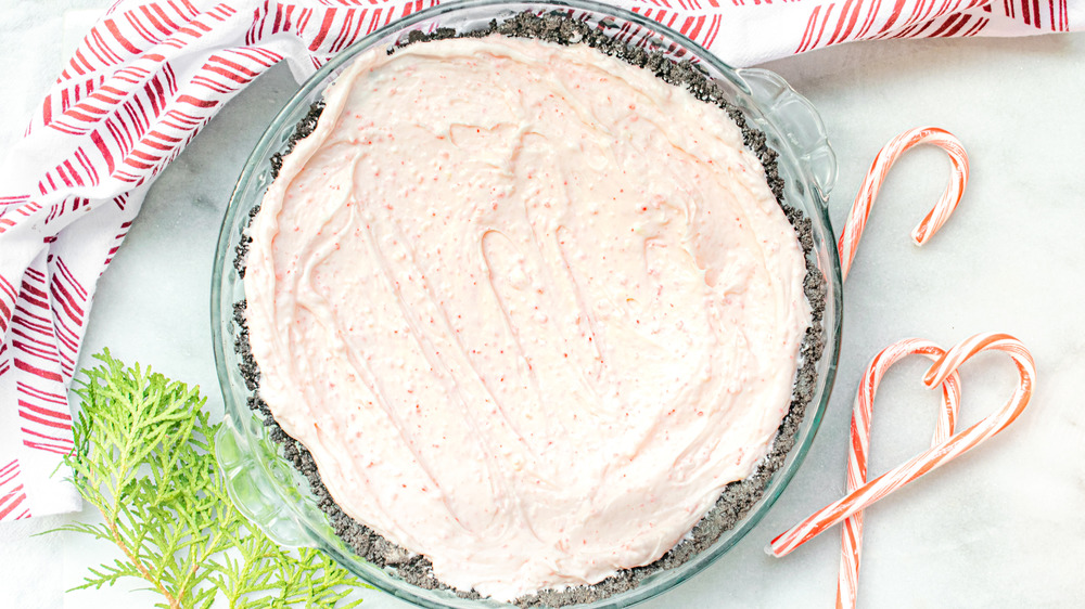 no-bake peppermint pie assembly 