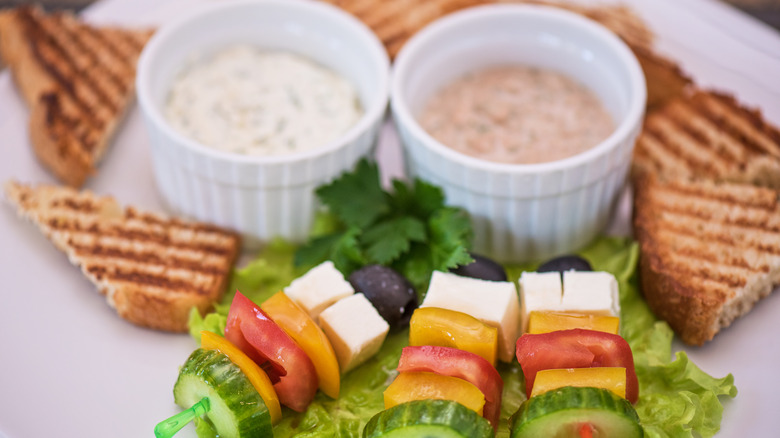 Onion dip platter display