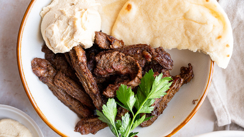 beef shawarma with pita