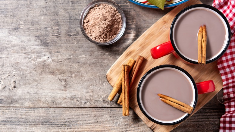 Champurrado, chocolate atole