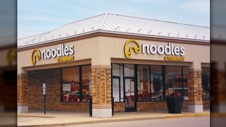 Noodles & Company store front
