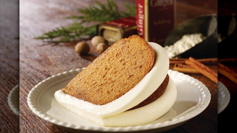 nothing bundt cakes gingerbread holiday flavor