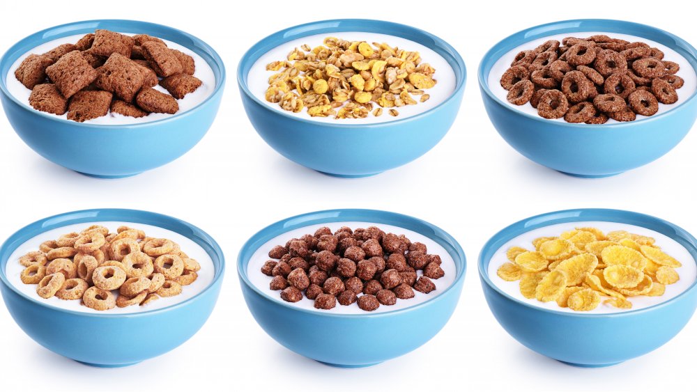 6 bowls of breakfast cereal with milk