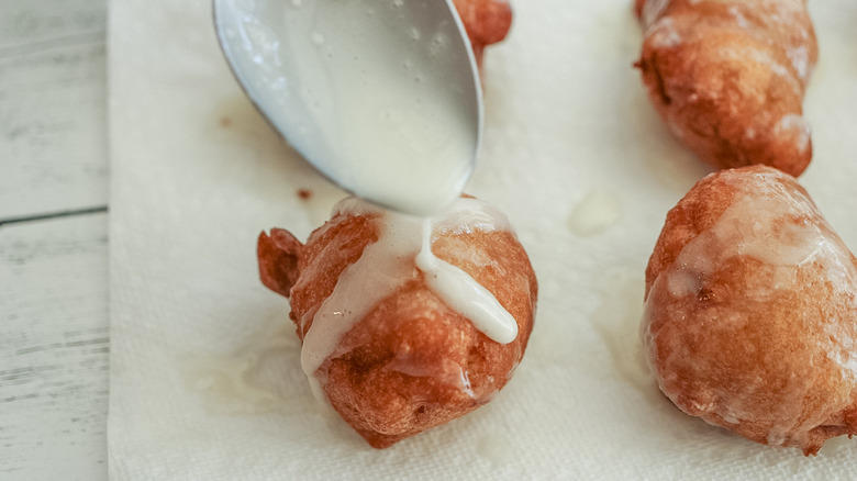 apple fritters with sugar glaze