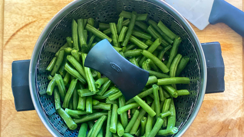 String beans cut