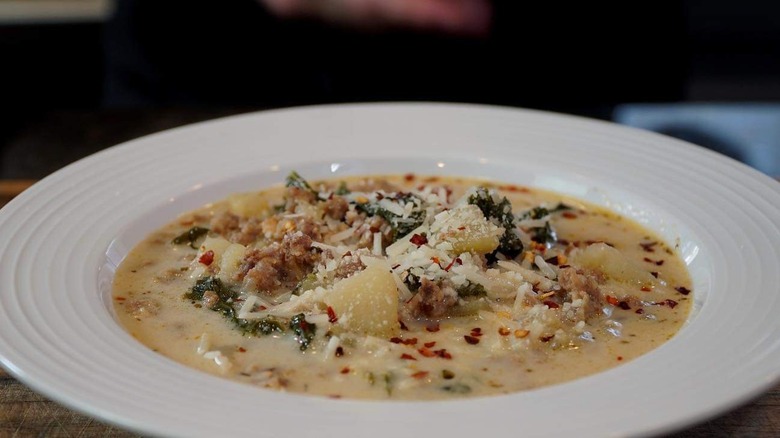 A bowl of Zuppa Toscana soup