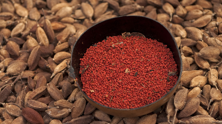 annatto seeds