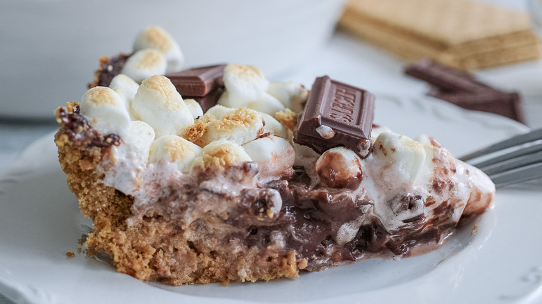 s'mores pie slice closeup