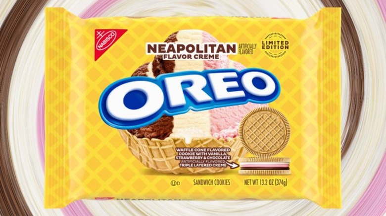 Promotional packaging for new Oreo flavor 