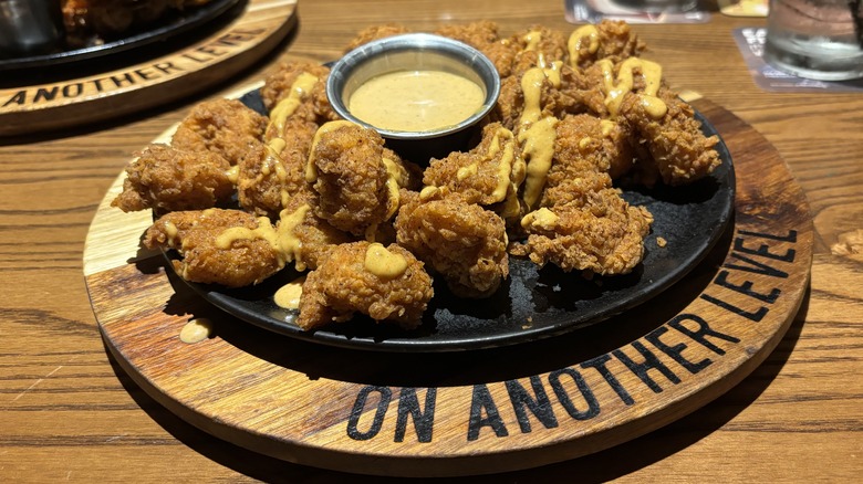 fried bloomin' shrimp appetizer