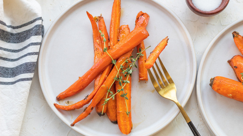 roasted carrots on plate