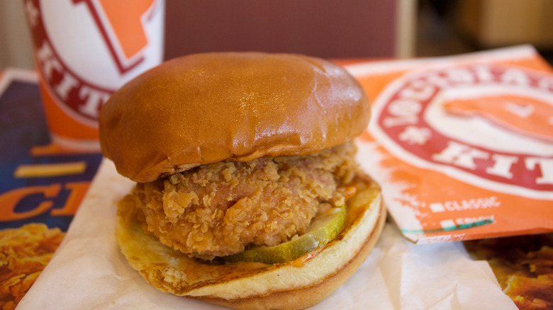 Popeyes fried chicken sandwich