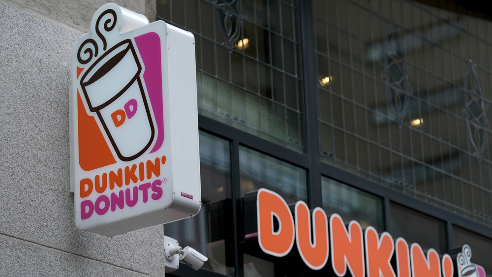 Dunkin' Donuts sign