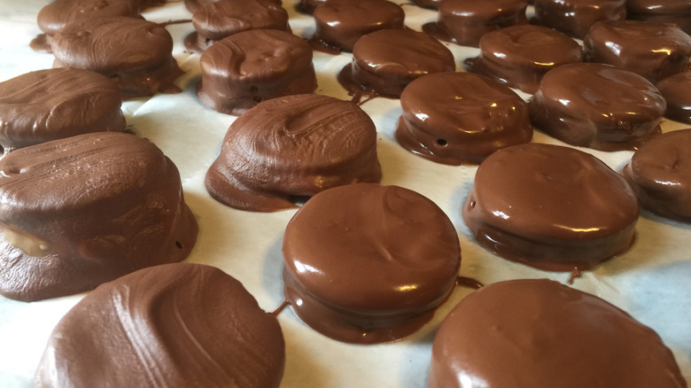 Chocolate-covered peanut butter Ritz crackers