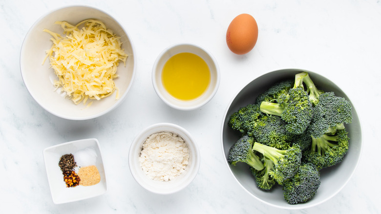 broccoli fritters ingredients laid out