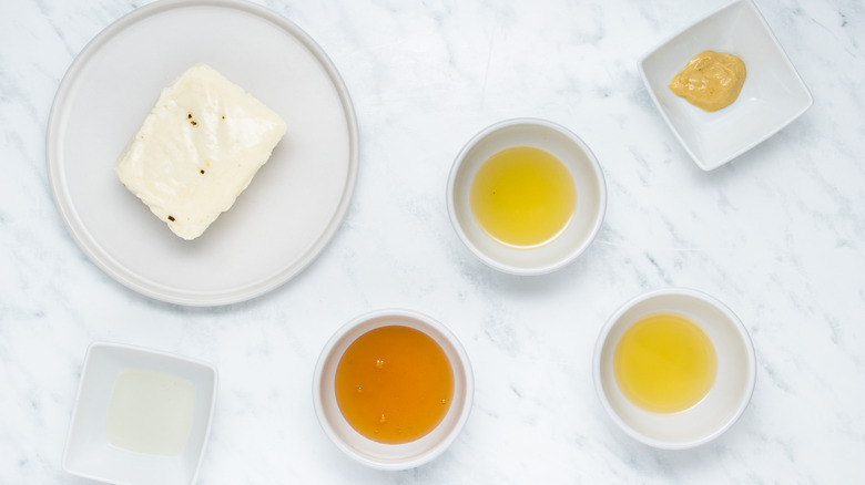 pan-seared halloumi ingredients 