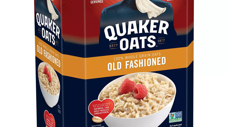 A box of Old Fashioned Oatmeal