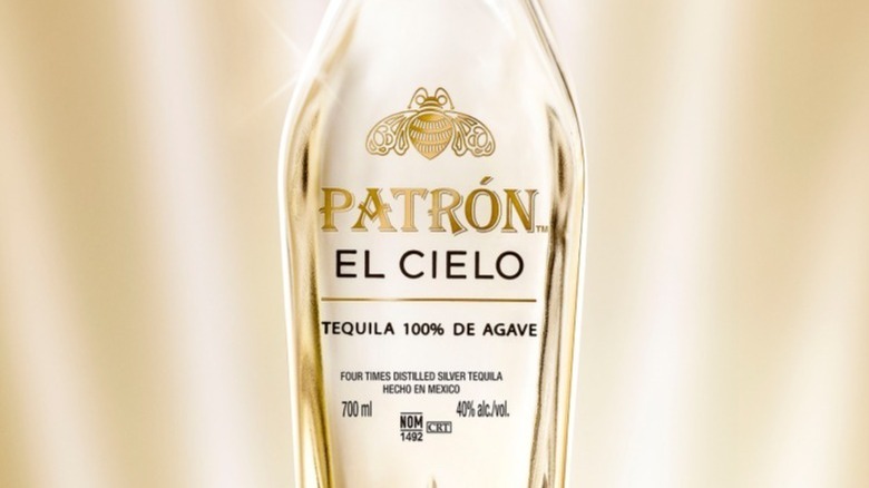 Patron El Cielo close-up